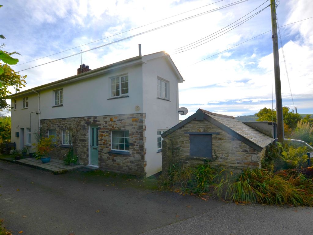 2 bed cottage for sale in Chapel Cottages Green Lane, Bodmin, Cornwall
