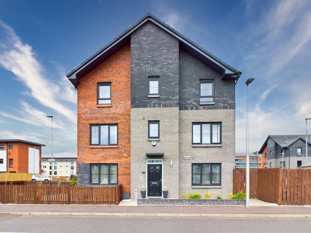 4 bed end terrace house for sale in Fingal Road, Renfrew PA4 Zoopla