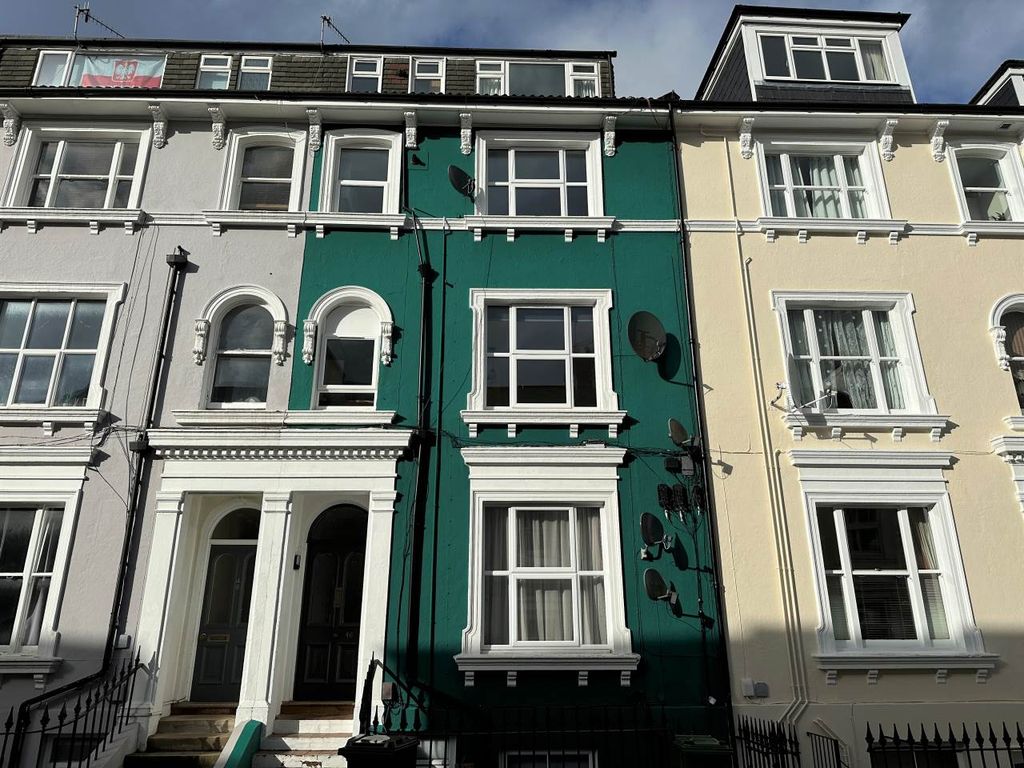 1 bed flat for sale in Dudley Road, Tunbridge Wells, Kent TN1 Zoopla