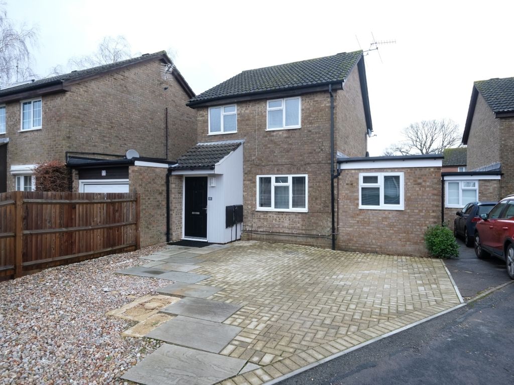 4 bed detached house for sale in Woodpecker Drive, Marchwood SO40 Zoopla