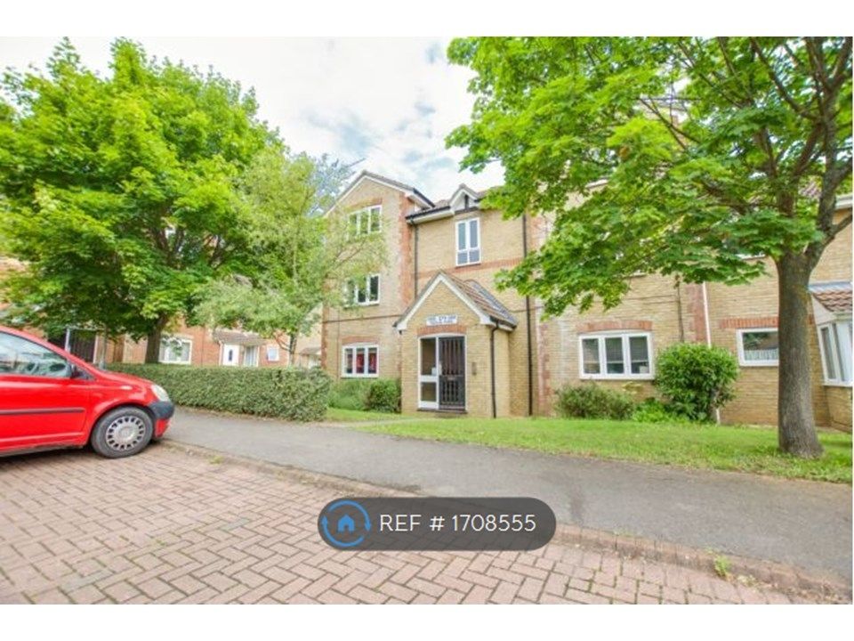 2 bed flat to rent in Maplin Park, Langley SL3 Zoopla