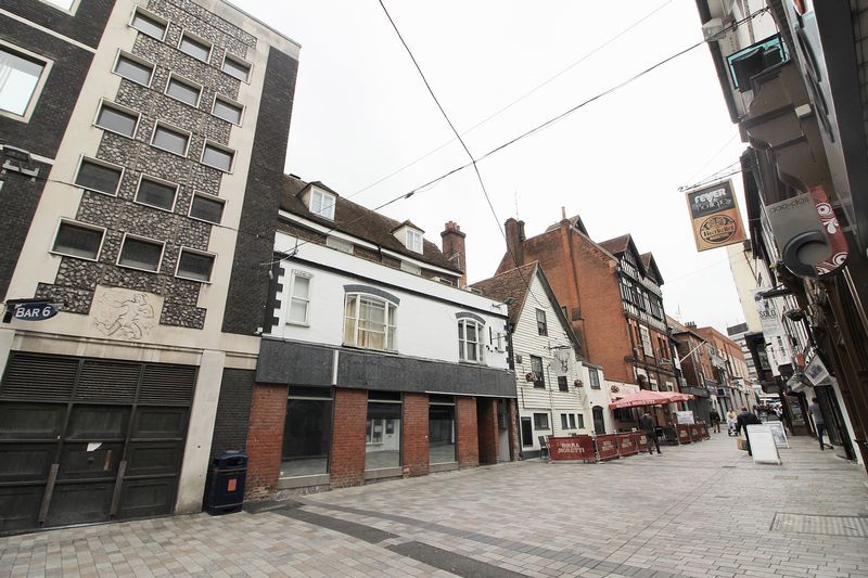 1 bed flat to rent in Bank Street, Maidstone ME14, £900 pcm Zoopla
