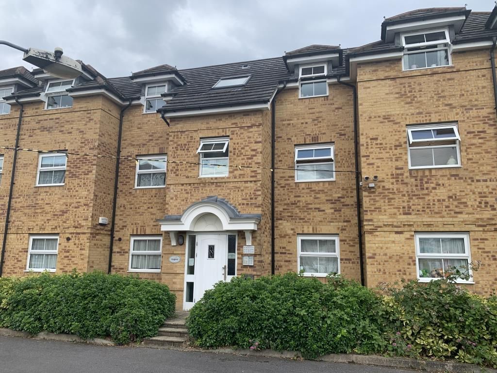 2 bed flat to rent in Slough, Berkshire SL1 Zoopla