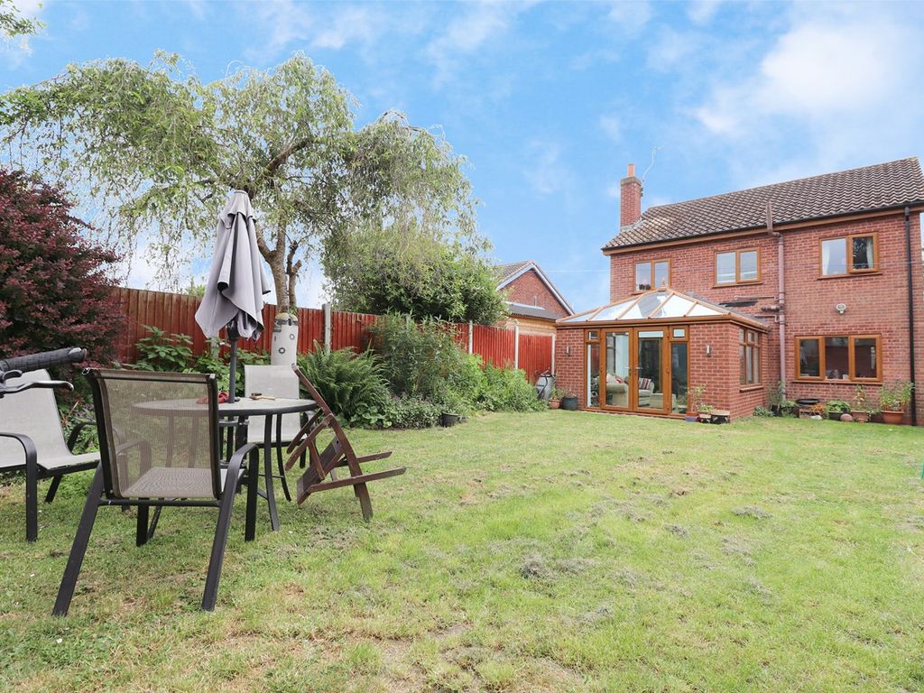 4 bed detached house for sale in Morton Road, Laughton, Gainsborough DN21 Zoopla