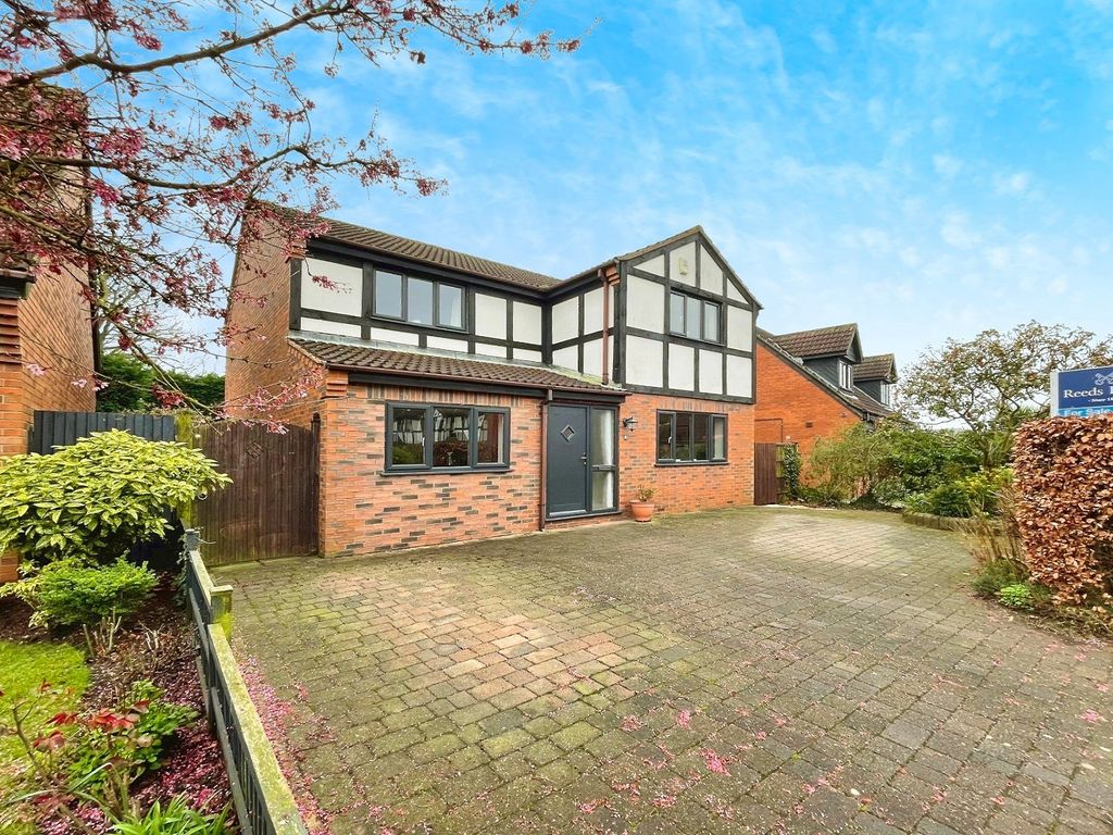 4 bed detached house for sale in Yorkdale Drive, Hambleton, Selby YO8