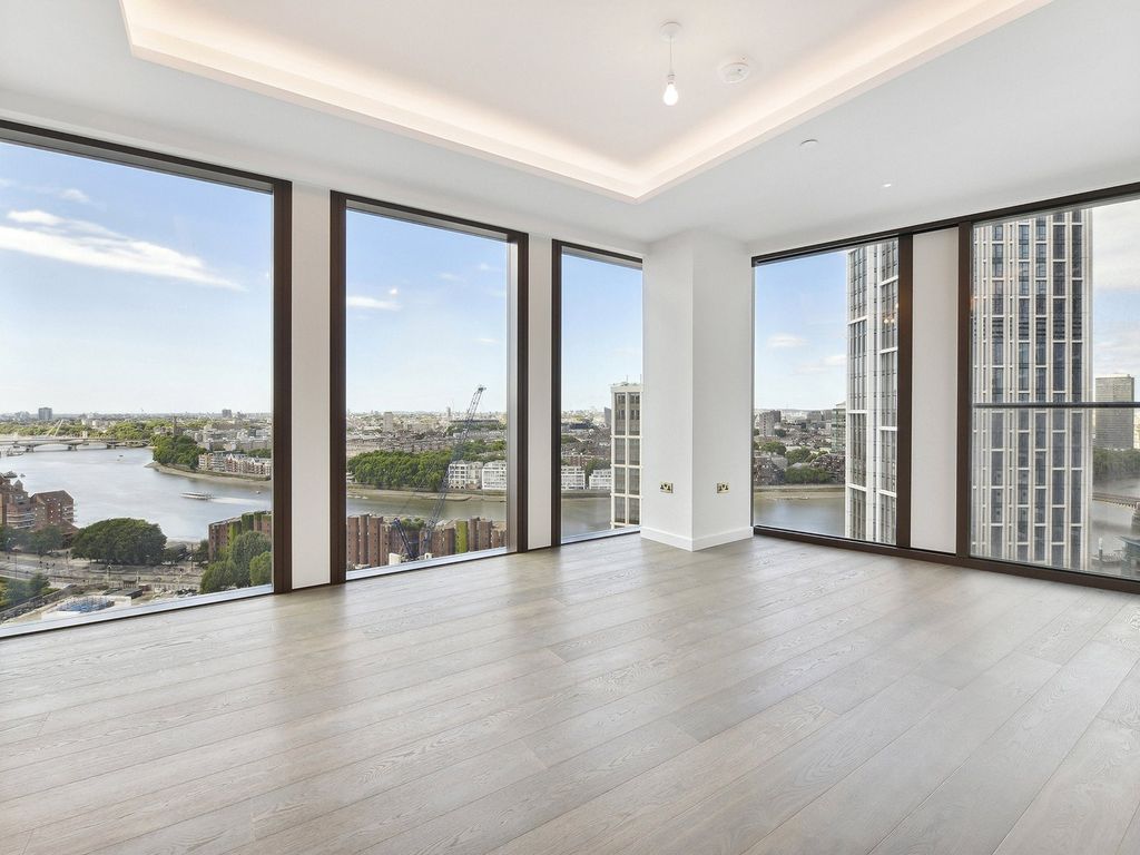 3 bed flat to rent in Carnation Way, Thames City SW8 Zoopla