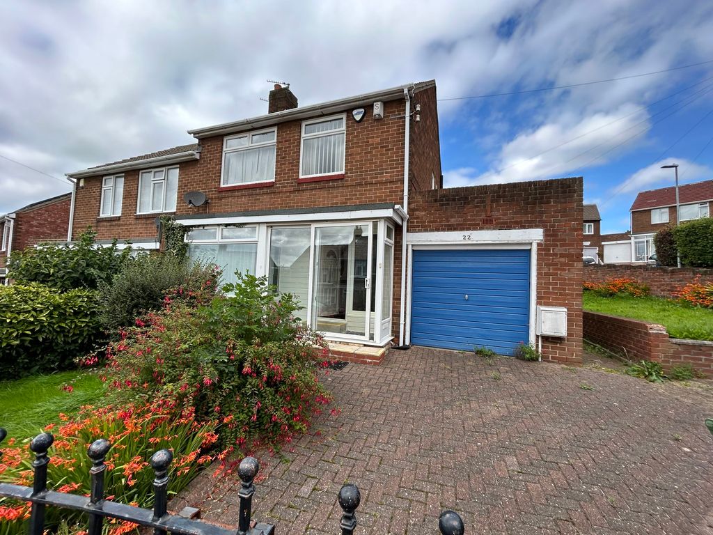 3 bed semidetached house for sale in Torquay Gardens, Low Fell