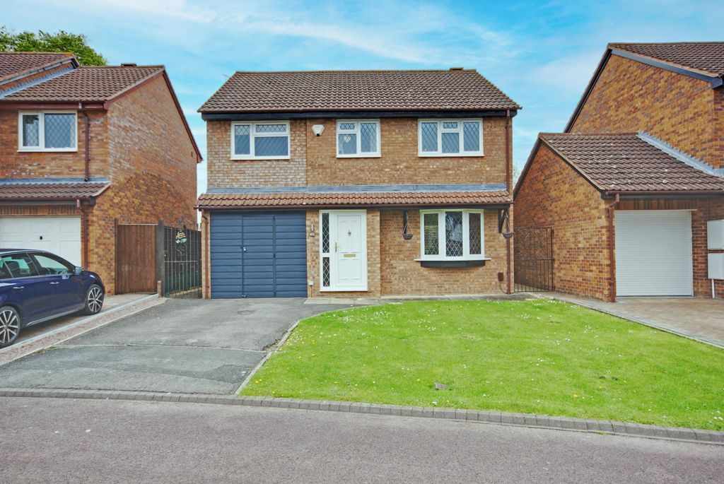 5 bed detached house for sale in Holmer Crescent, Up Hatherley