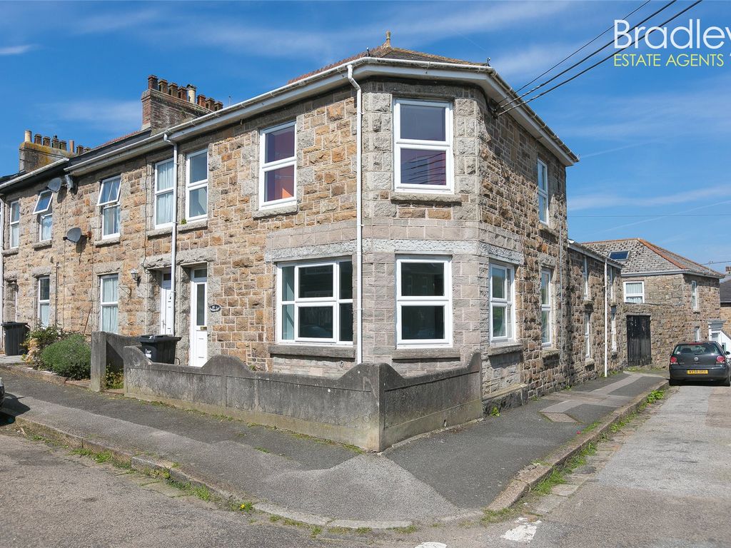 5 bed end terrace house for sale in Richmond Street, Heamoor, Penzance
