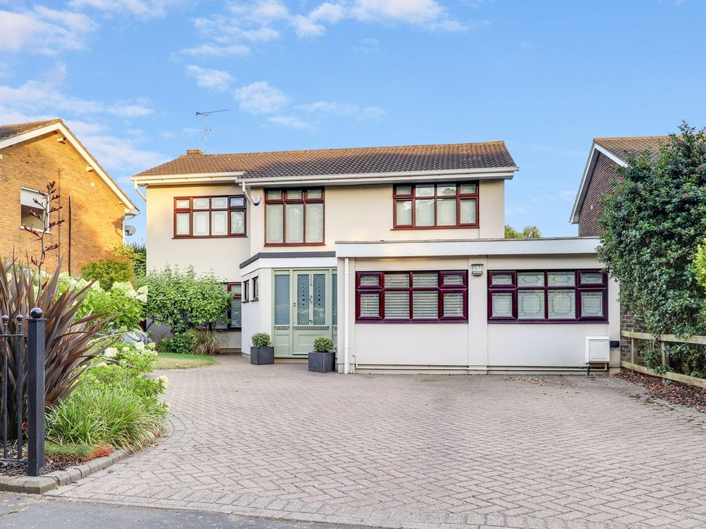 4 bed detached house for sale in Shoebury Road, Thorpe Bay SS1 Zoopla