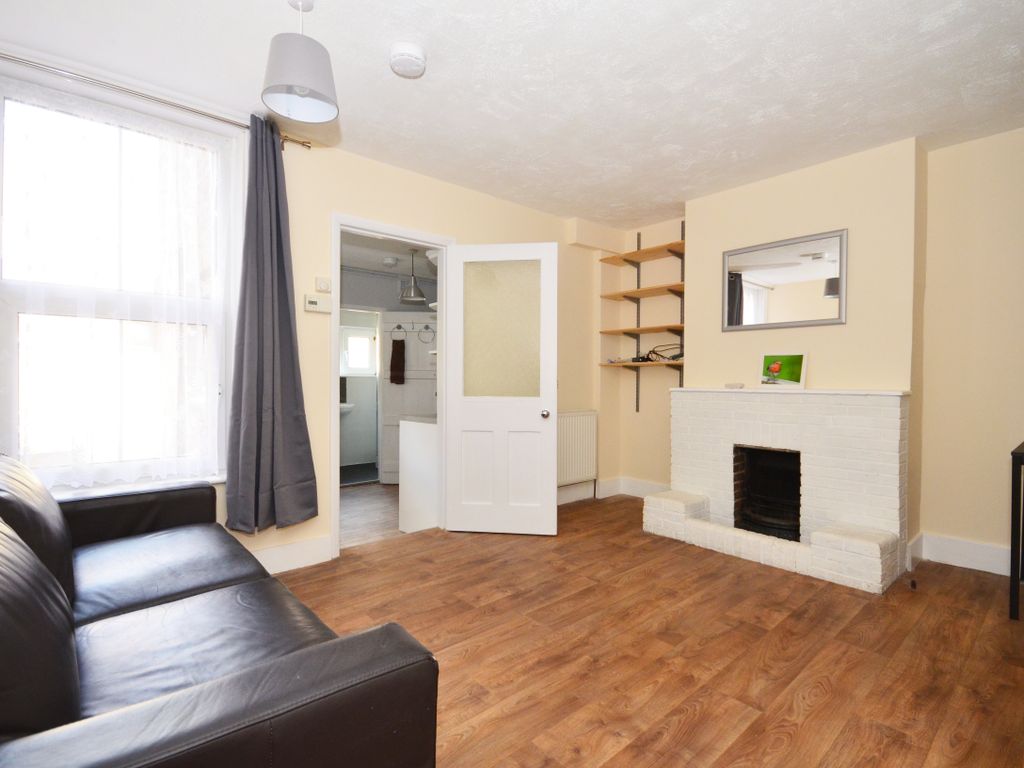 3 bed terraced house to rent in Gainsboro Road, Bognor Regis PO21, £