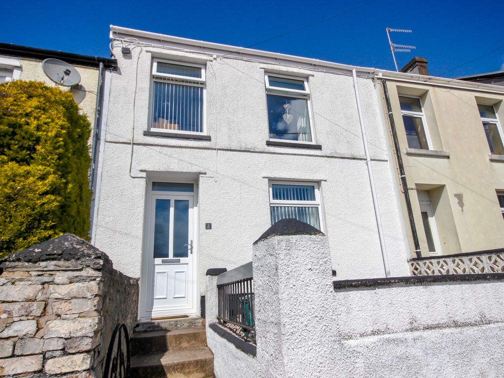 3 bed terraced house for sale in Greenfield Terrace,
