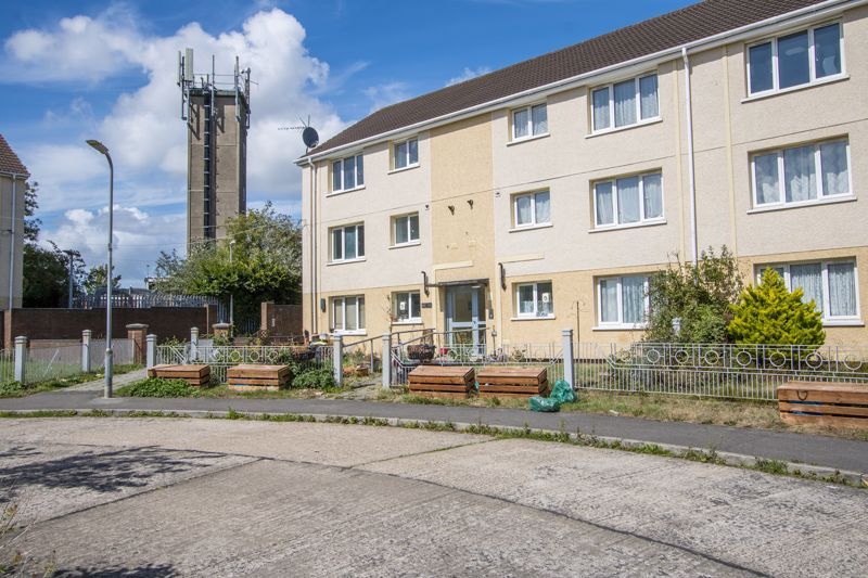 3 bed flat for sale in St. Pauls Avenue, Penarth CF64 Zoopla