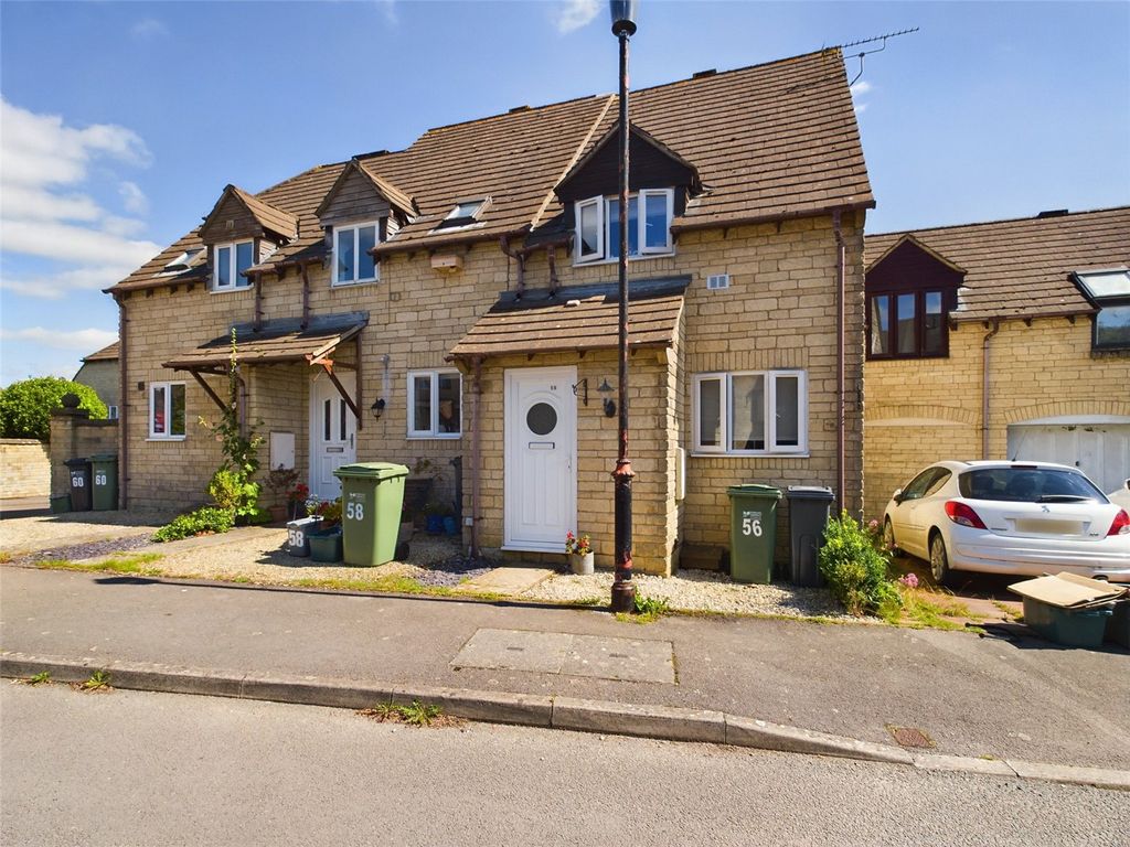 2 bed end terrace house for sale in The Old Common, Chalford, Stroud