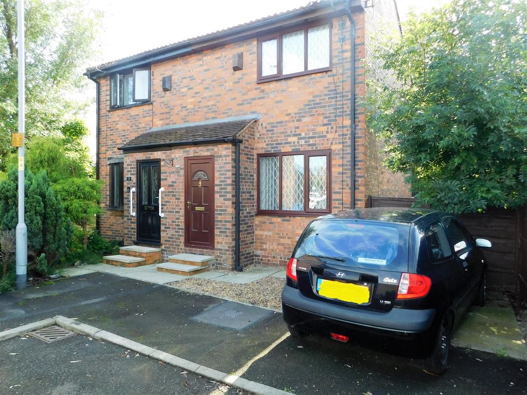 2 bed mews house for sale in Tandlewood Mews, Newton Heath, Manchester