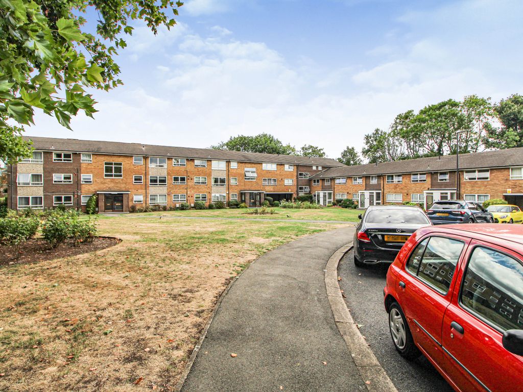 3 bed flat to rent in Gleneagles, Gordon Avenue, Stanmore HA7 Zoopla