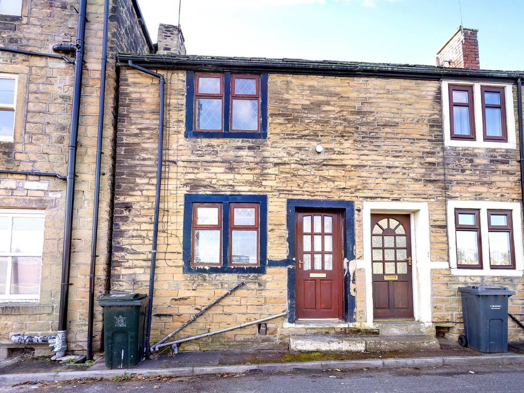 2 bed terraced house for sale in Ley Fleaks Road, Idle, Bradford BD10