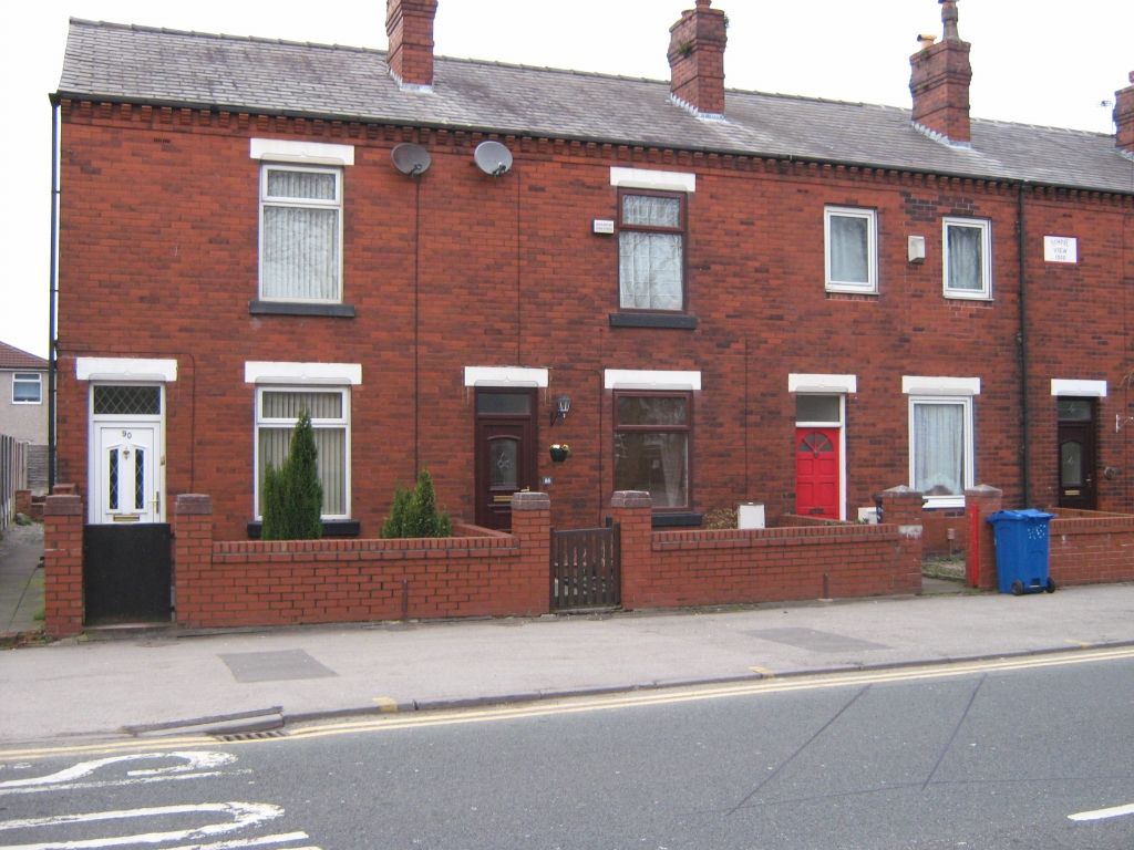 2 bed terraced house to rent in Newton Road, Lowton, Warrington WA3, £