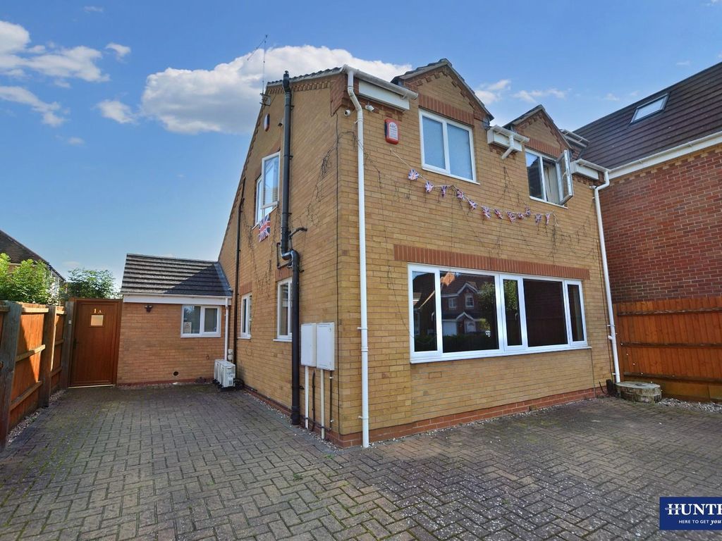 2 bed detached house to rent in Nowell Close, Glen Parva, Leicester LE2