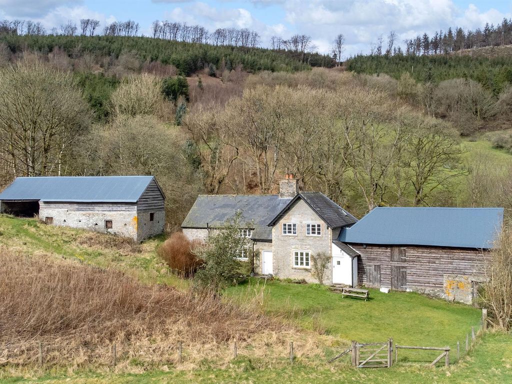 5 bed country house for sale in 1 & 2 Cwmygerwyn, Bleddfa, Knighton LD7