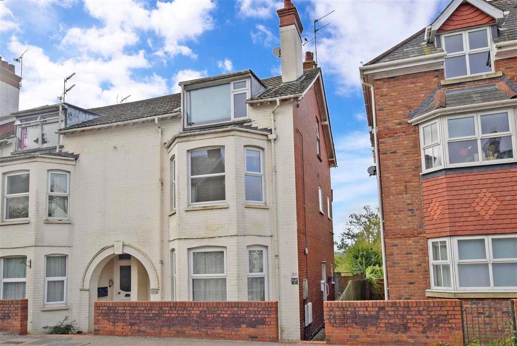 1 bed flat for sale in Lower Street, Pulborough, West Sussex RH20, £