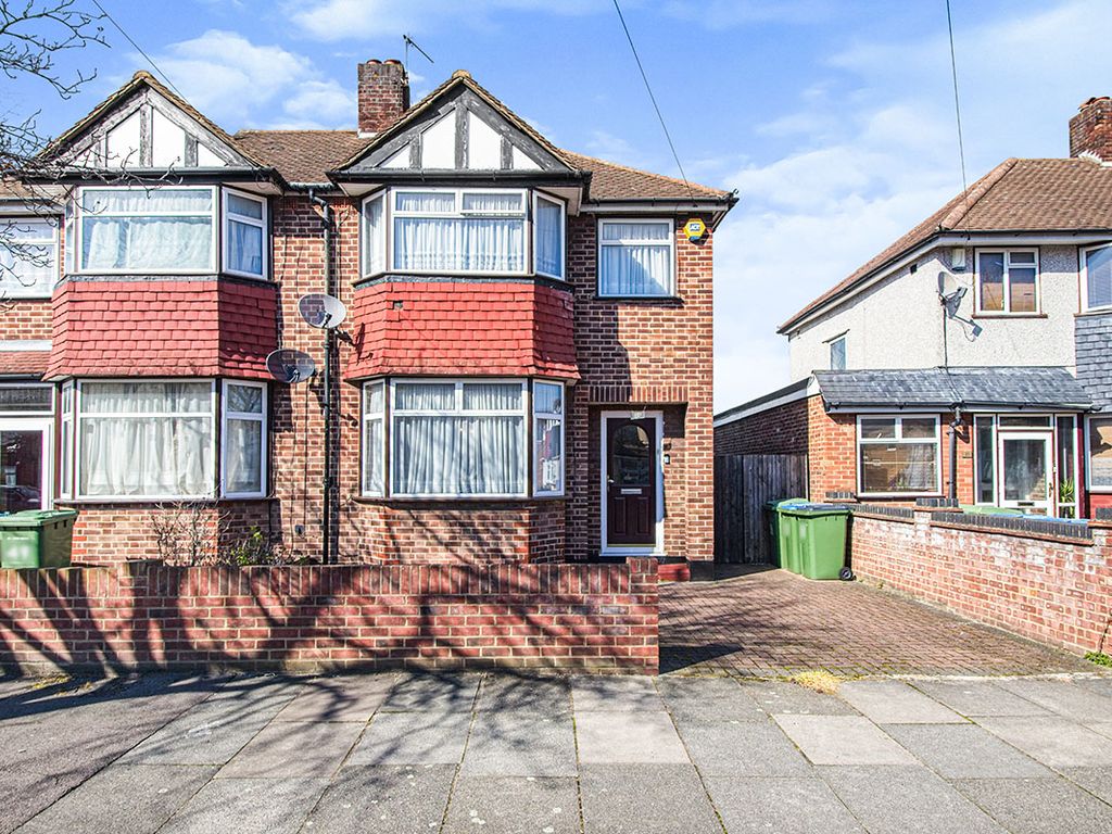 3 bed semidetached house for sale in Brookdene Road, London SE18 Zoopla