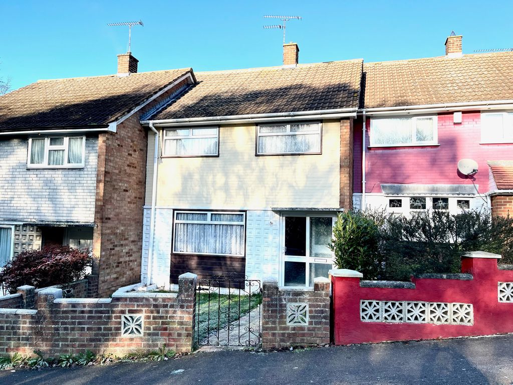 3 bed terraced house to rent in West Thorpe, Basildon SS14 Zoopla