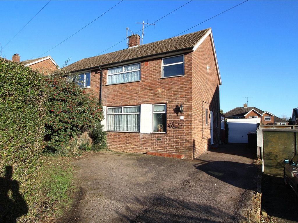 3 bed semidetached house for sale in Fulmar Road, Bedford, Bedfordshire MK41, £280,000 Zoopla