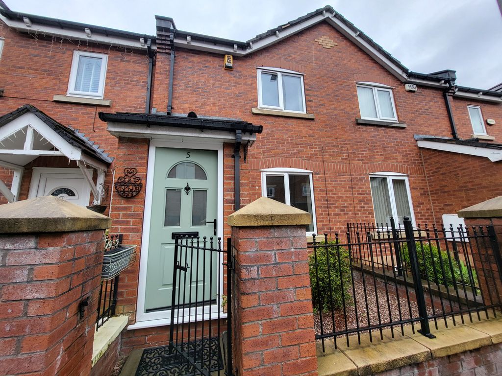 2 bed terraced house to rent in Yew Street, Hulme, Manchester. M15 Zoopla