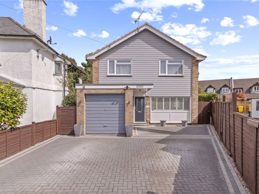 3 bed detached house for sale in Normanton Avenue, Bognor Regis, West Sussex PO21, £495,000 Zoopla