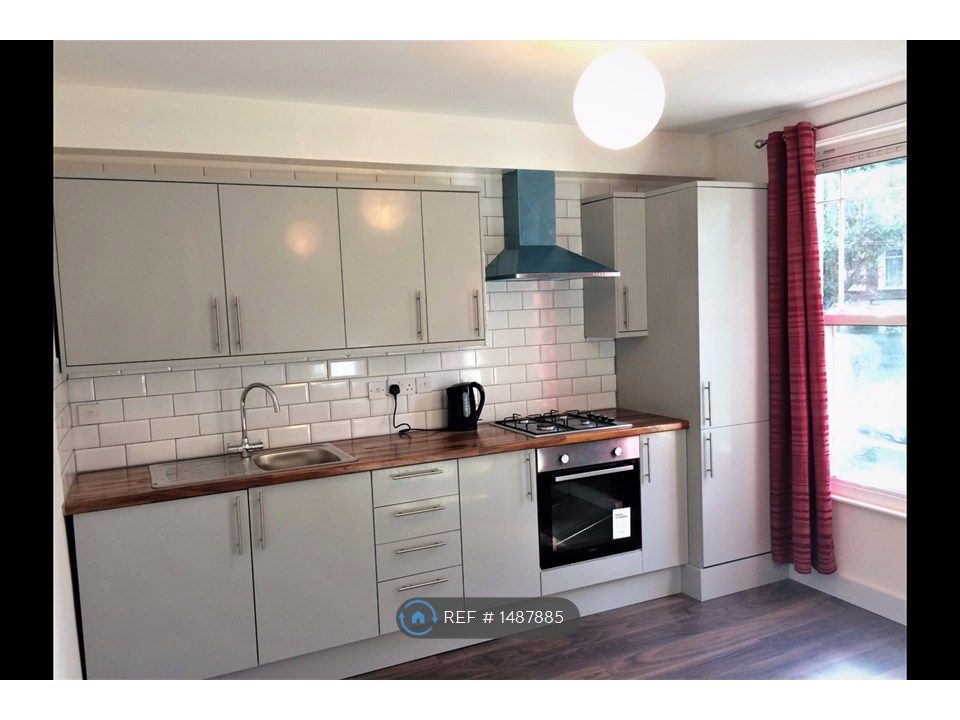 1 bed flat to rent in (Upper Ground Floor) Amersham Road, London SE14 Zoopla
