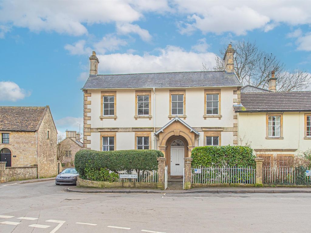 4 bed semidetached house for sale in Market Place, Colerne, Chippenham