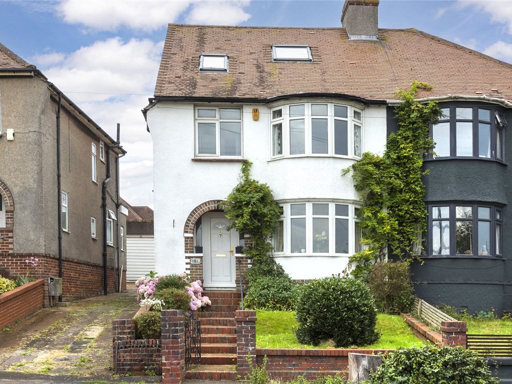 5 bed semidetached house to rent in Hangleton Road, Hove, East Sussex