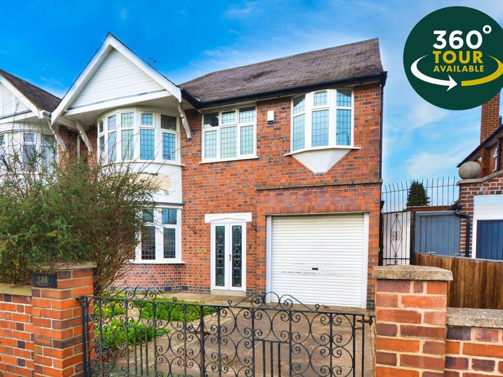 4 bed detached house for sale in Glenfield Road, Western Park