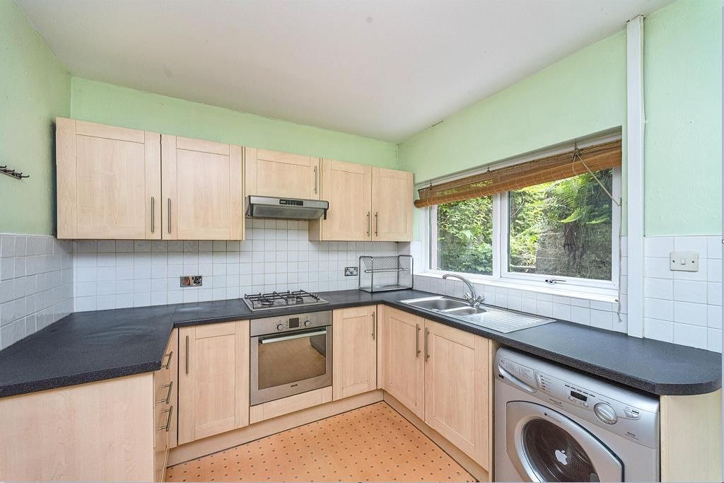 2 bed terraced house to rent in Wallace Road, St. Thomas, Swansea SA1