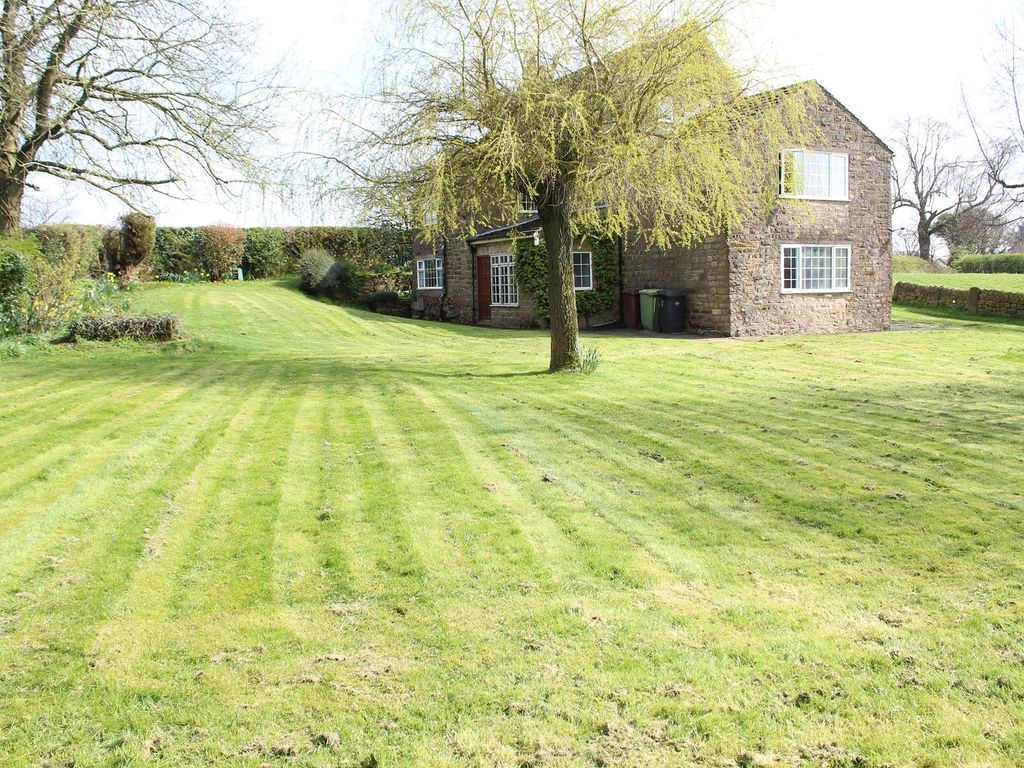 3 bed detached house for sale in Matlock Road, Wessington, Alfreton