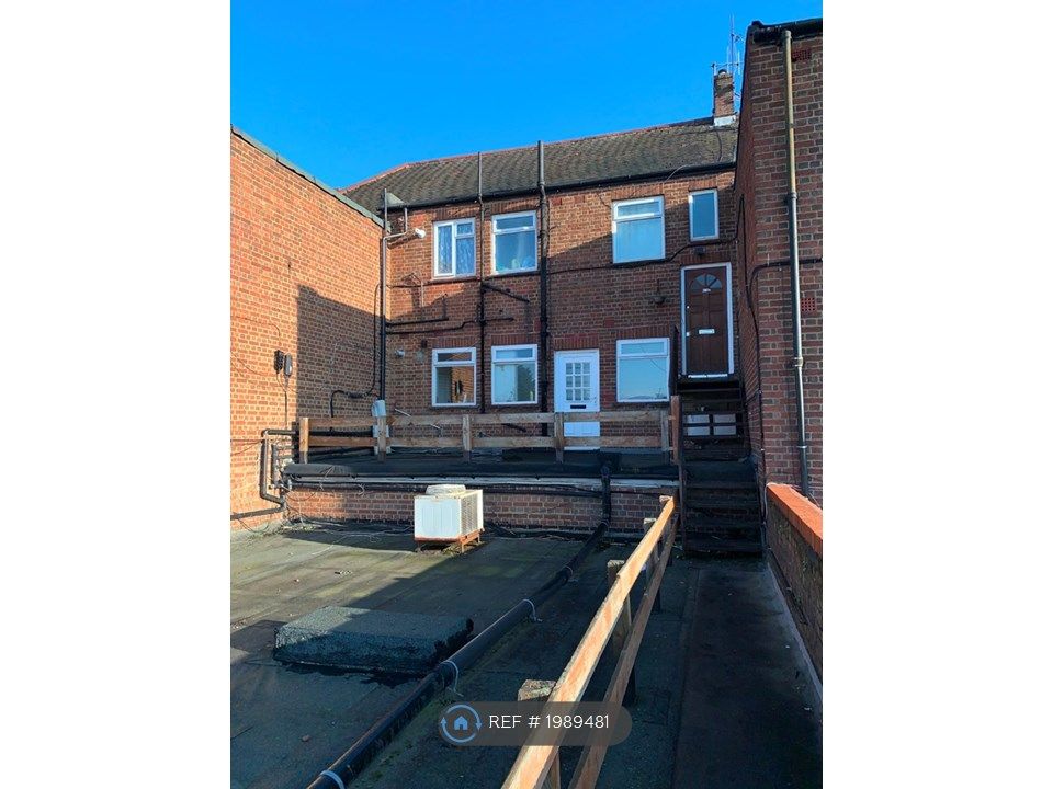 2 bed flat to rent in Kenton Lane, Harrow HA3, £1,400 pcm Zoopla