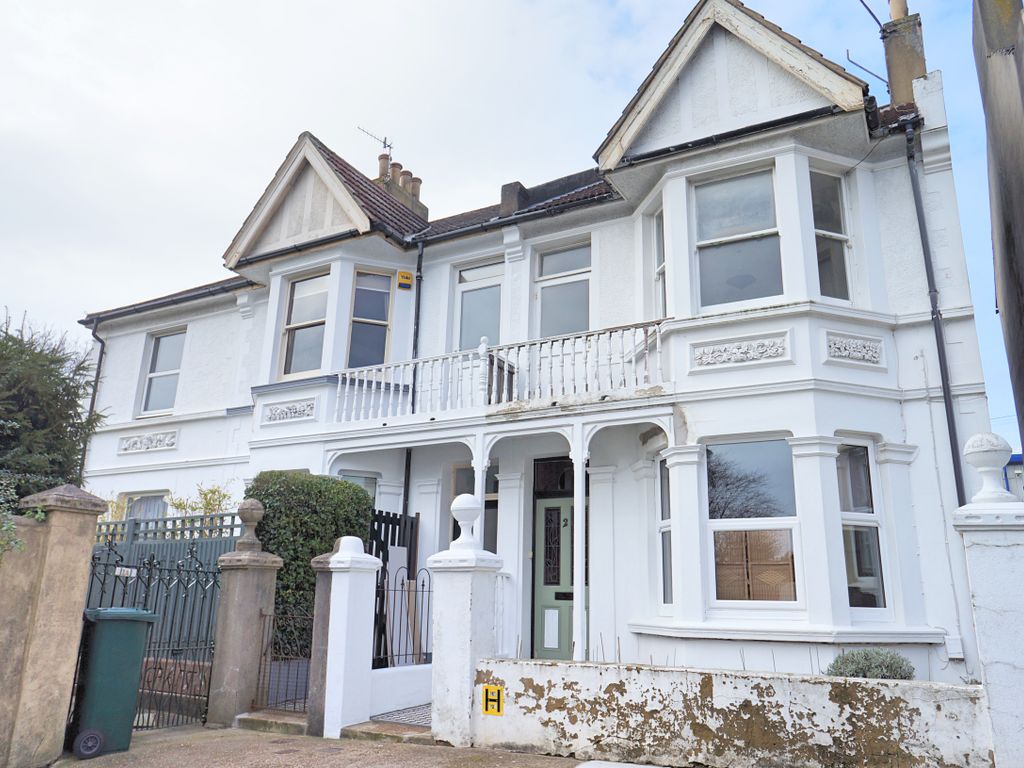 1 bed flat to rent in Leighton Road, Hove, East Sussex BN3, £1,200 pcm Zoopla