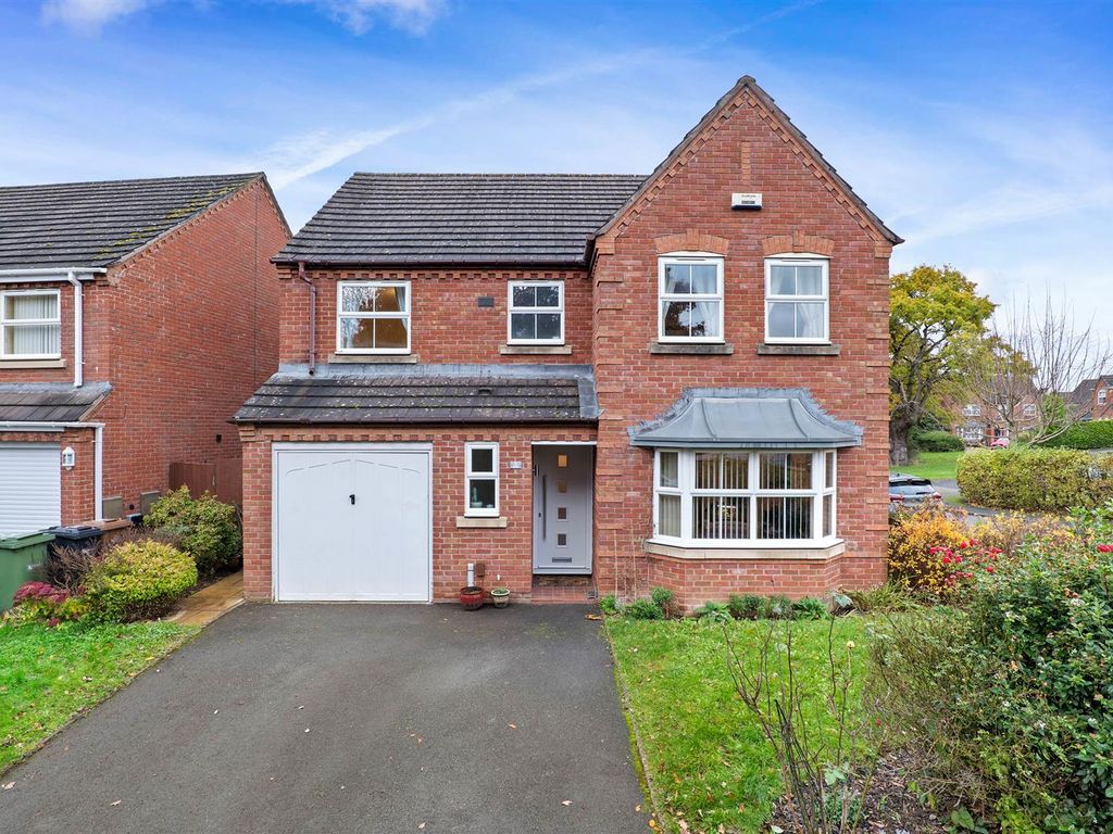 4 bed detached house for sale in Bolton Avenue, Warndon, Worcester WR4