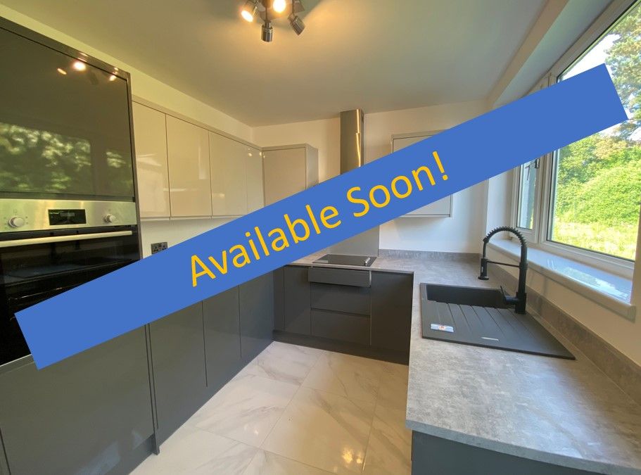 3 bed semidetached house to rent in Railway Terrace, Fforestfach