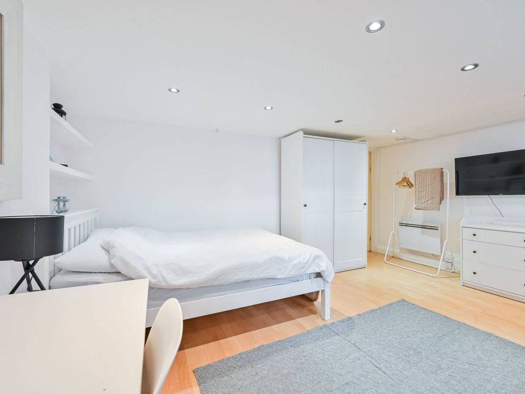 Studio for sale in Leigh Street, Bloomsbury, London WC1H, £425,000 Zoopla