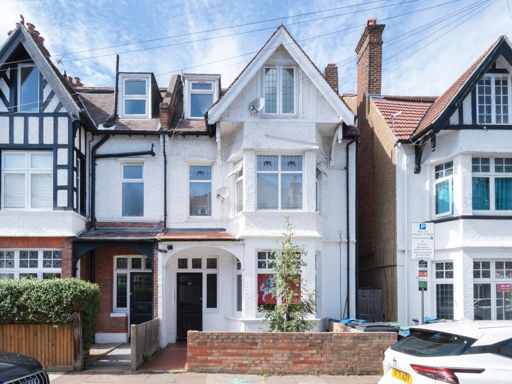 2 bed flat for sale in Guilford Avenue, Surbiton KT5 Zoopla