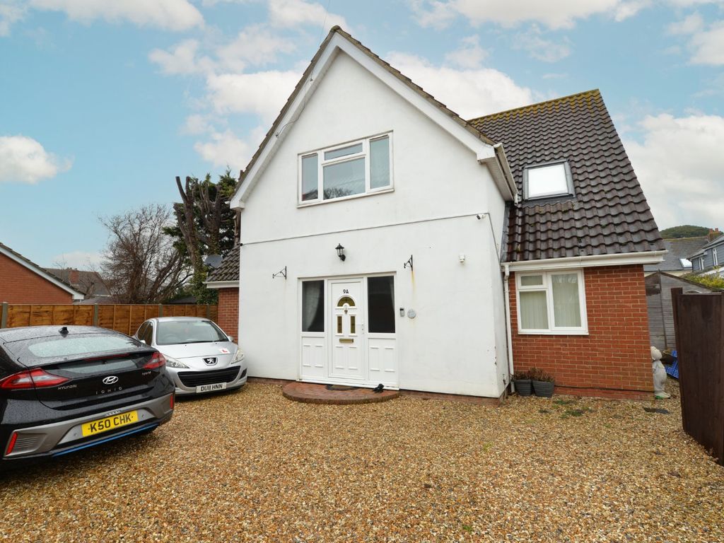 3 bed semidetached house for sale in Peckham Avenue, New Milton, New