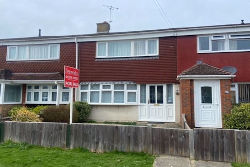 3 bed terraced house for sale in St. Annes Grove, Fareham PO14, £