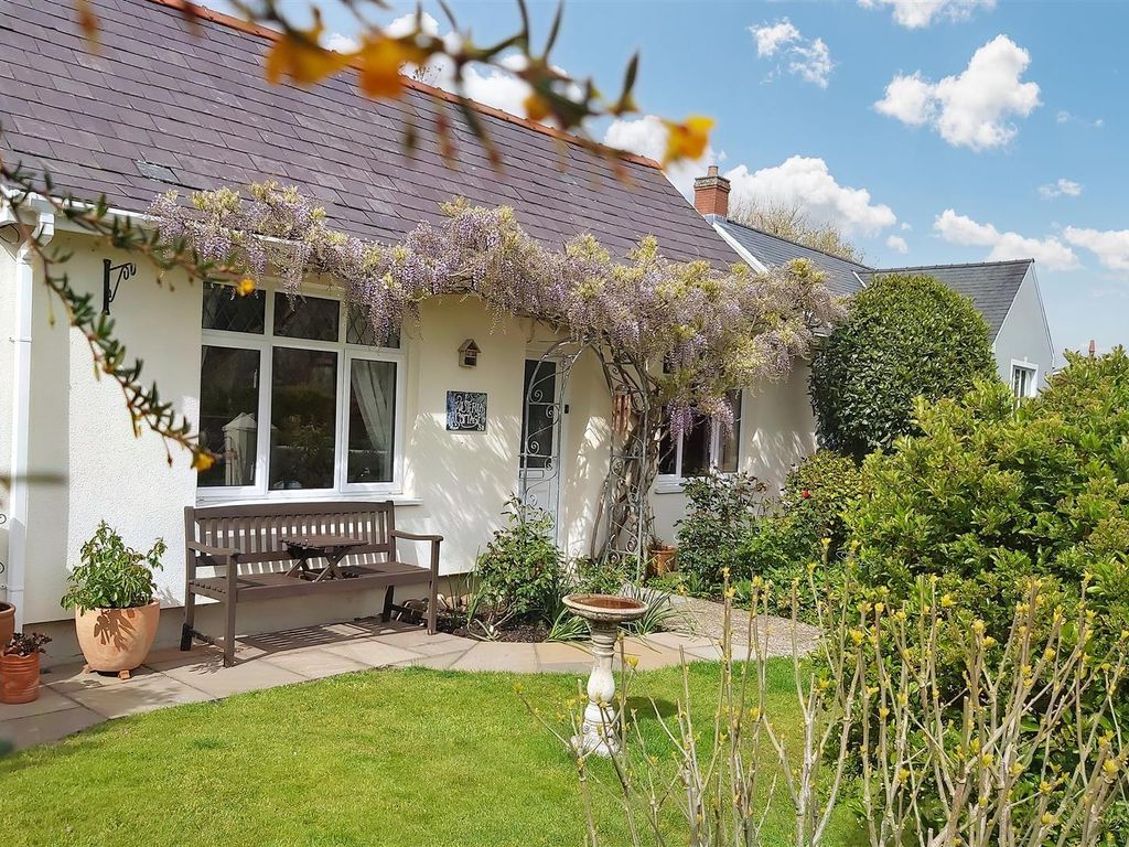 4 bed cottage for sale in Lower Quay Road, Hook, Haverfordwest SA62, £