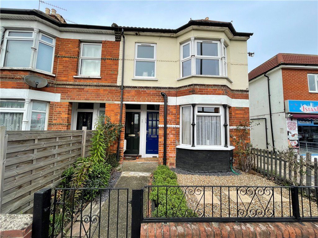 2 bed for sale in Ash Road, Aldershot, Hampshire GU12 Zoopla