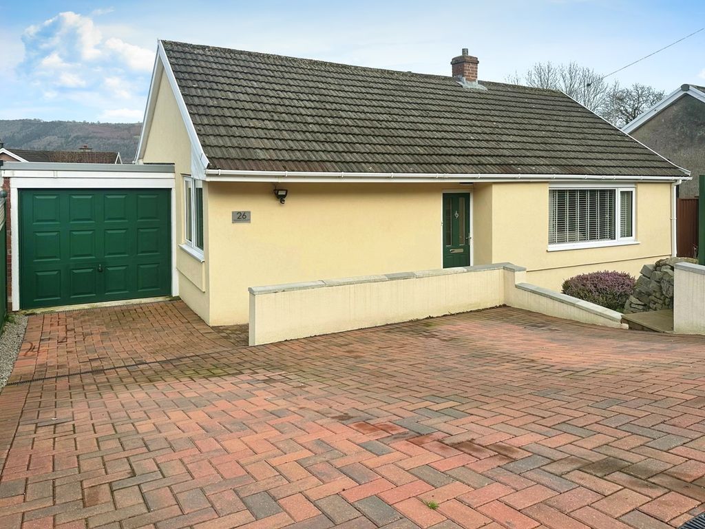 2 bed bungalow for sale in Stephens Crescent, Govilon, Abergavenny NP7