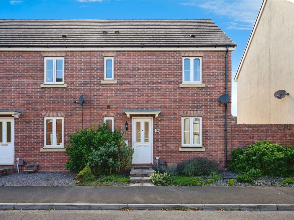 3 bed end terrace house for sale in Swannington Drive Kingsway