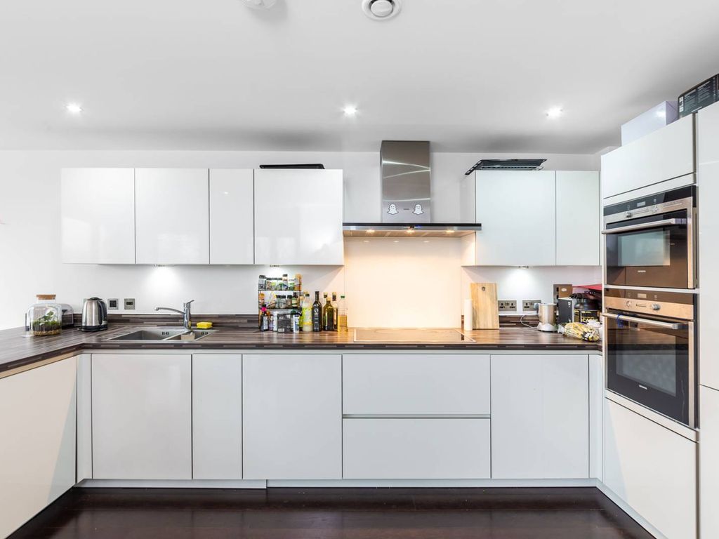 Camden Road, Camden Town, London NW1  