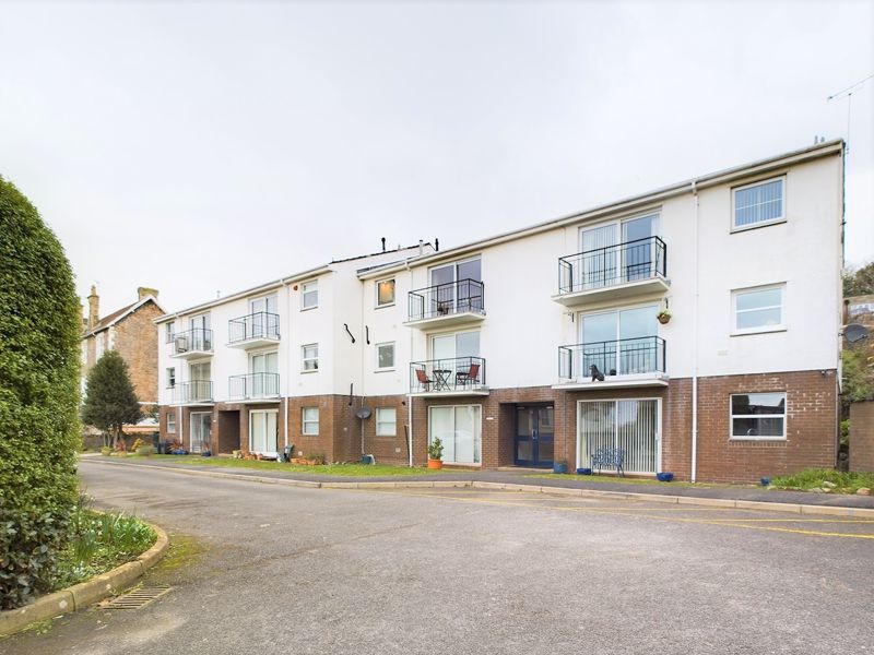 2 bed flat for sale in Arundell Road, Weston Hillside, WestonSuper